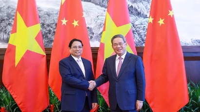 Chinese Premier to visit Vietnam on October 12-14