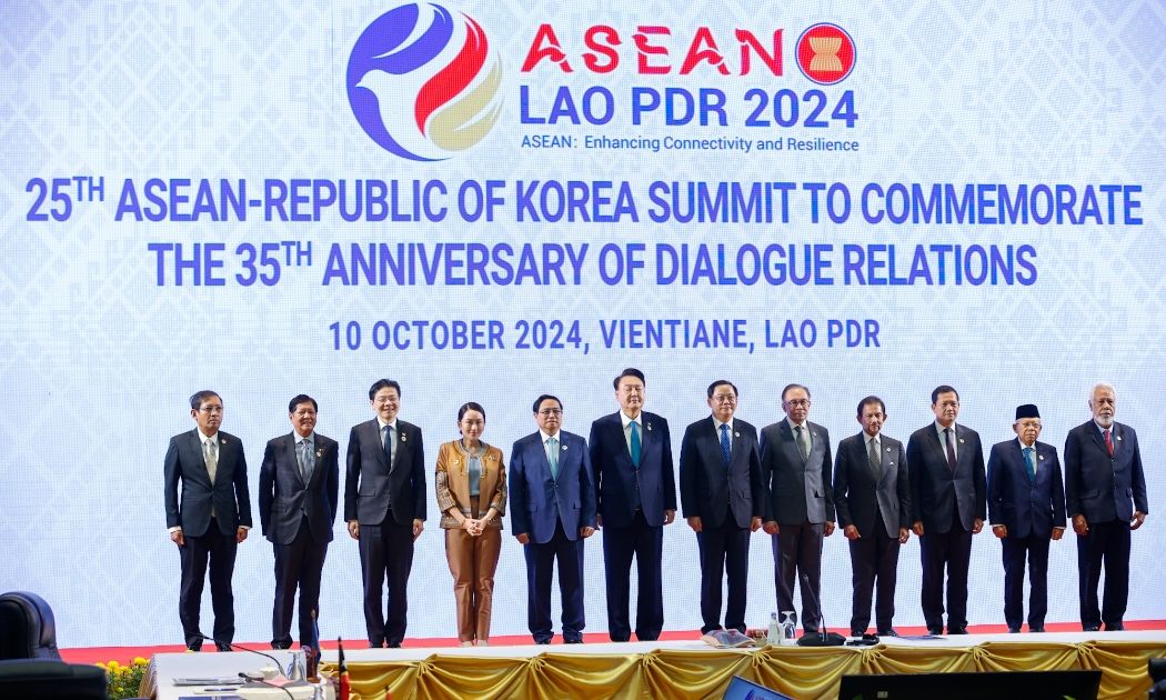 Lãnh đạo các nước ASEAN và lãnh đạo Hàn Quốc dự Hội nghị Cấp cao ASEAN-Hàn Quốc lần thứ 25 - Ảnh: VGP