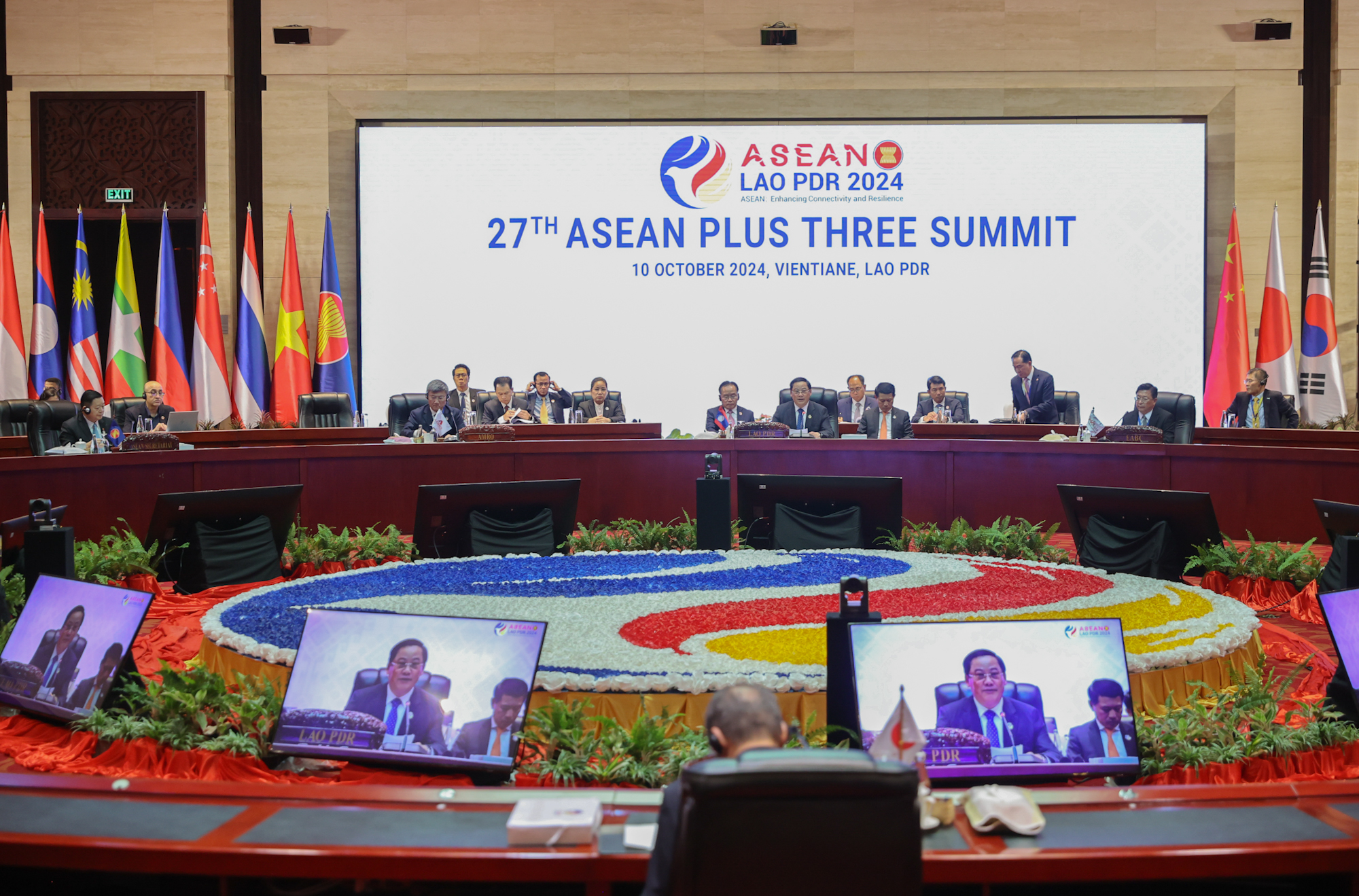 C&aacute;c l&atilde;nh đạo ASEAN v&agrave; 3 nước Trung Quốc, Nhật Bản, H&agrave;n Quốc đều nhấn mạnh tầm quan trọng của khu&ocirc;n khổ hợp t&aacute;c ASEAN 3, đ&aacute;nh gi&aacute; cao những tiến triển t&iacute;ch cực trong hợp t&aacute;c ASEAN 3 thời gian qua - Ảnh: VGP