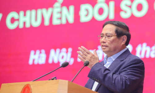 Thủ tướng: Đẩy mạnh 3 đột phá chiến lược số, nâng cấp nền kinh tế số