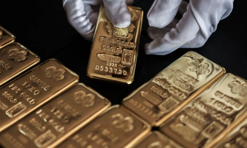 Giá vàng giữ đà tăng mạnh theo kỳ vọng Fed giảm lãi suất