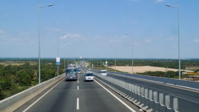Transport Ministry determines to complete 3,000 km of expressways by 2025
