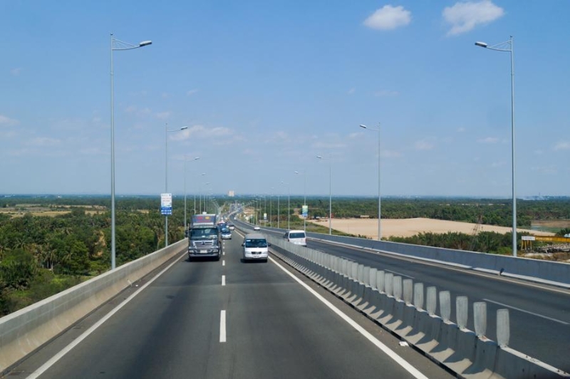 Transport Ministry determines to complete 3,000 km of expressways by 2025