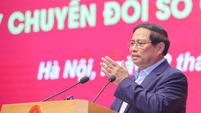 PM urges implementation of 3 digital strategic breakthroughs