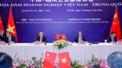 Vietnam-China business workshop held in Hanoi.