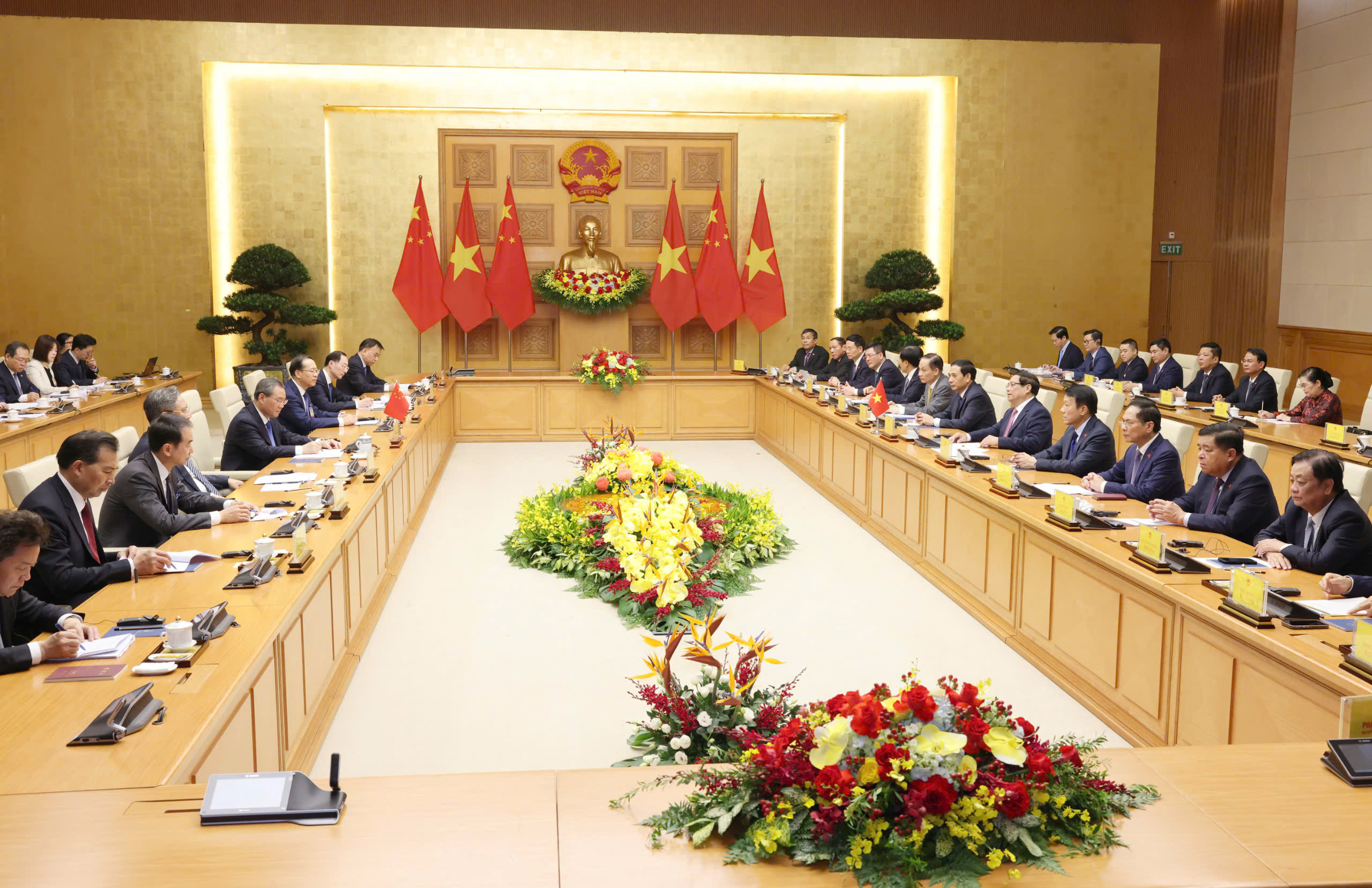 Quang cảnh hội đàm - Ảnh: Trí Phong