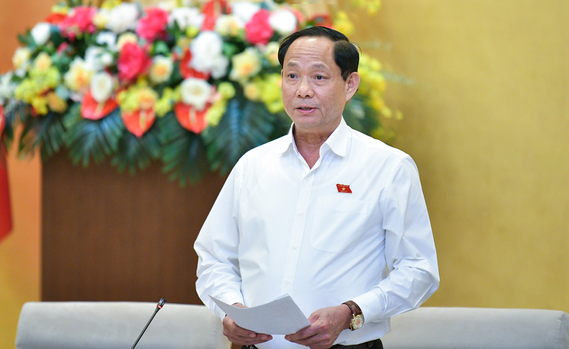 Ph&oacute; Chủ tịch Quốc hội Trần Quang Phương kết luận nội dung phi&ecirc;n họp.