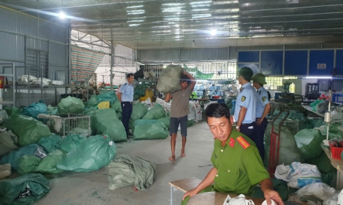 Khởi tố hình sự 2 vụ việc sản xuất hàng giả tại Hưng Yên