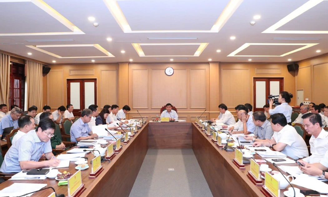Toàn cảnh phiên họp của Hội đồng Thẩm định Nhà nước về Báo cáo nghiên cứu tiền khả thi dự án đường sắt tốc độ cao trên trục Bắc - Nam.
