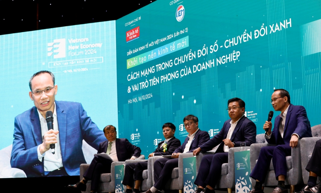 Các chuyên gia tham dự Diễn đàn Kinh tế mới Việt Nam 2024