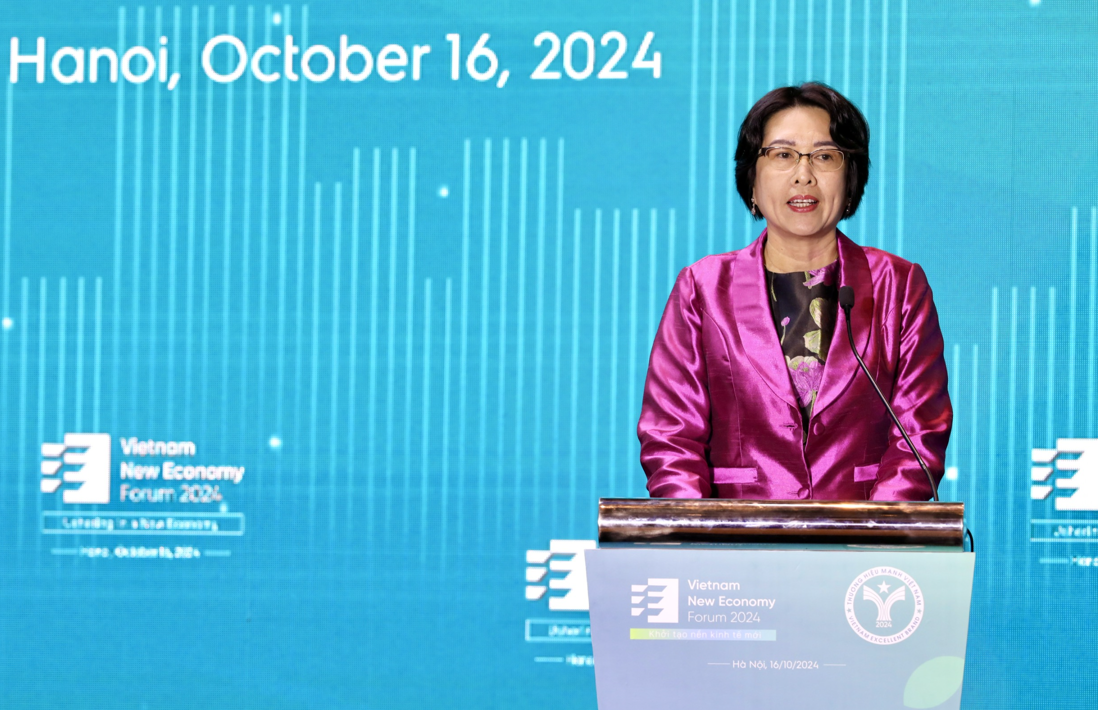 TS.Trần Thị Hồng Minh, Viện trưởng Viện Nghiên cứu Quản lý Kinh tế Trung ương (CIEM). 