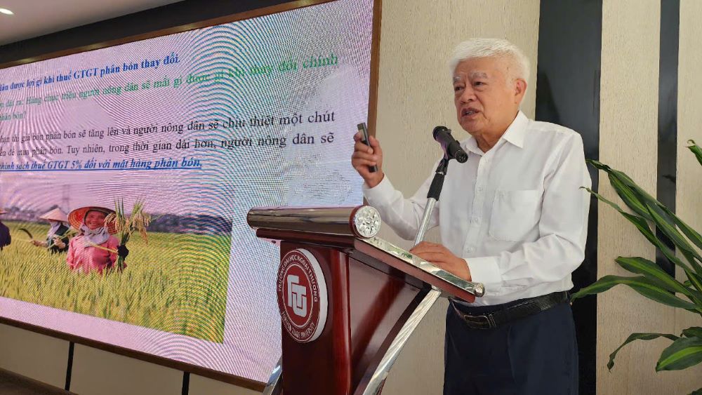 Ông Nguyễn Trí Ngọc: 