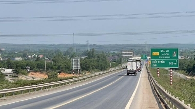 North-South Expressway section of Cam Lo - La Son proposed to be expanded