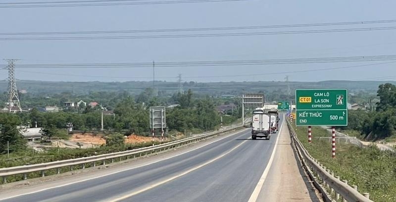 North-South Expressway section of Cam Lo - La Son proposed to be expanded