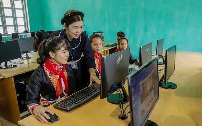 Chuyên gia UNDP khẳng định phải đặt con người vào trung tâm của sự phát triển số. Ảnh minh họa