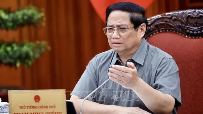 PM urges stable electricity supply amid rising demand