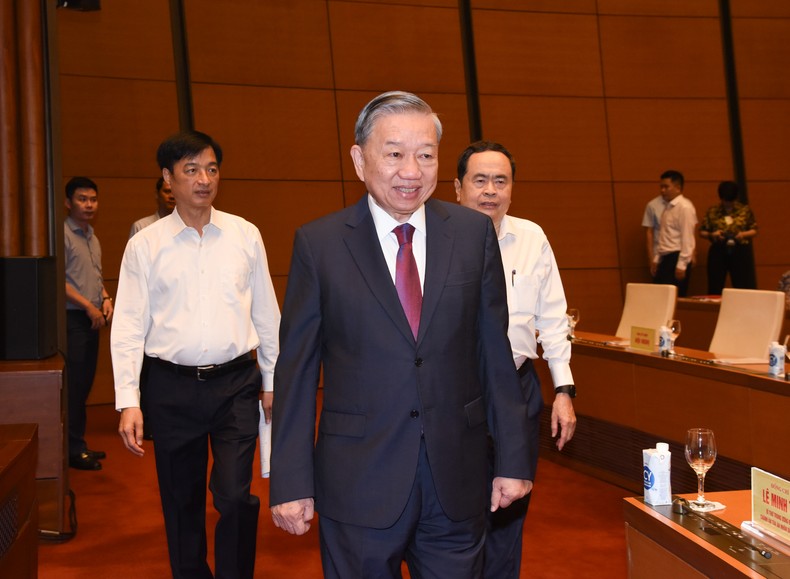 Tổng B&iacute; thư, Chủ tịch nước T&ocirc; L&acirc;m dự v&agrave; chỉ đạo Hội nghị tại điểm cầu Trung ương.