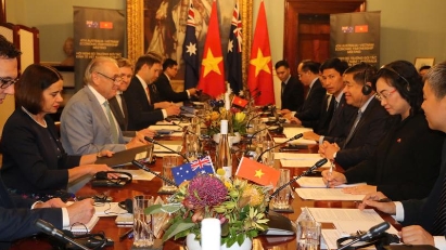 Vietnam, Australia economic partnership meeting