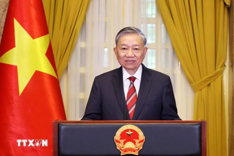 Promoting Party characteristics in building socialist rule-of-law state: Top leader