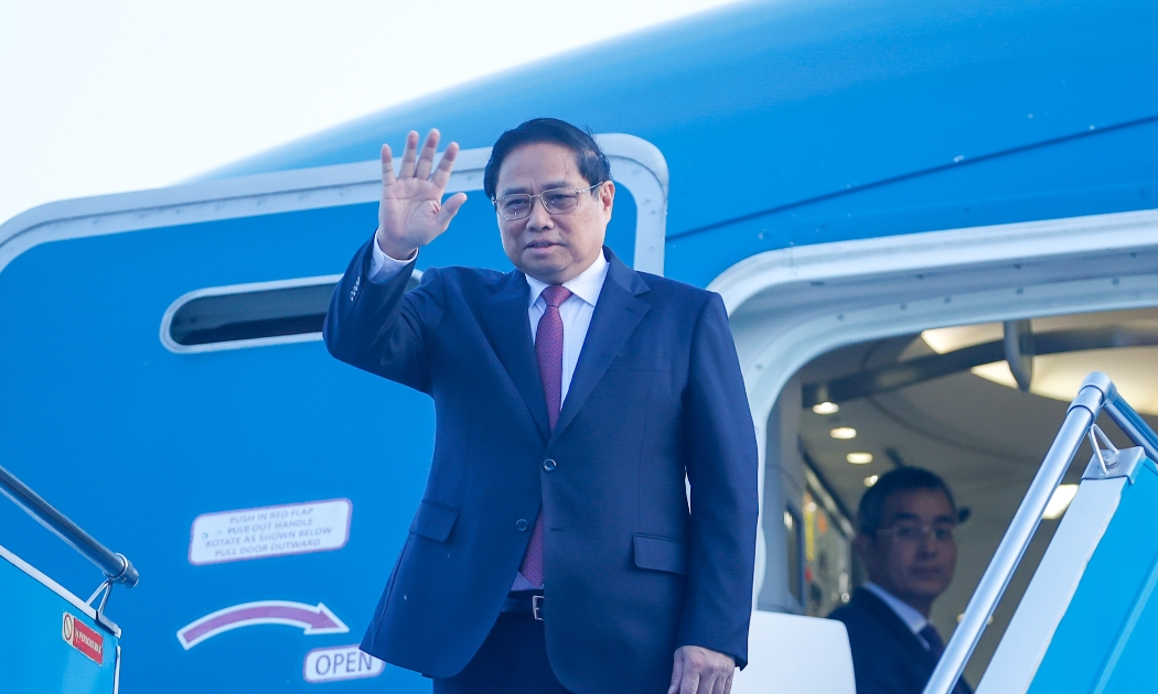 Thủ tướng Phạm Minh Chính lên đường dự Hội nghị các Nhà lãnh đạo Nhóm BRICS mở rộng - Ảnh: VGP