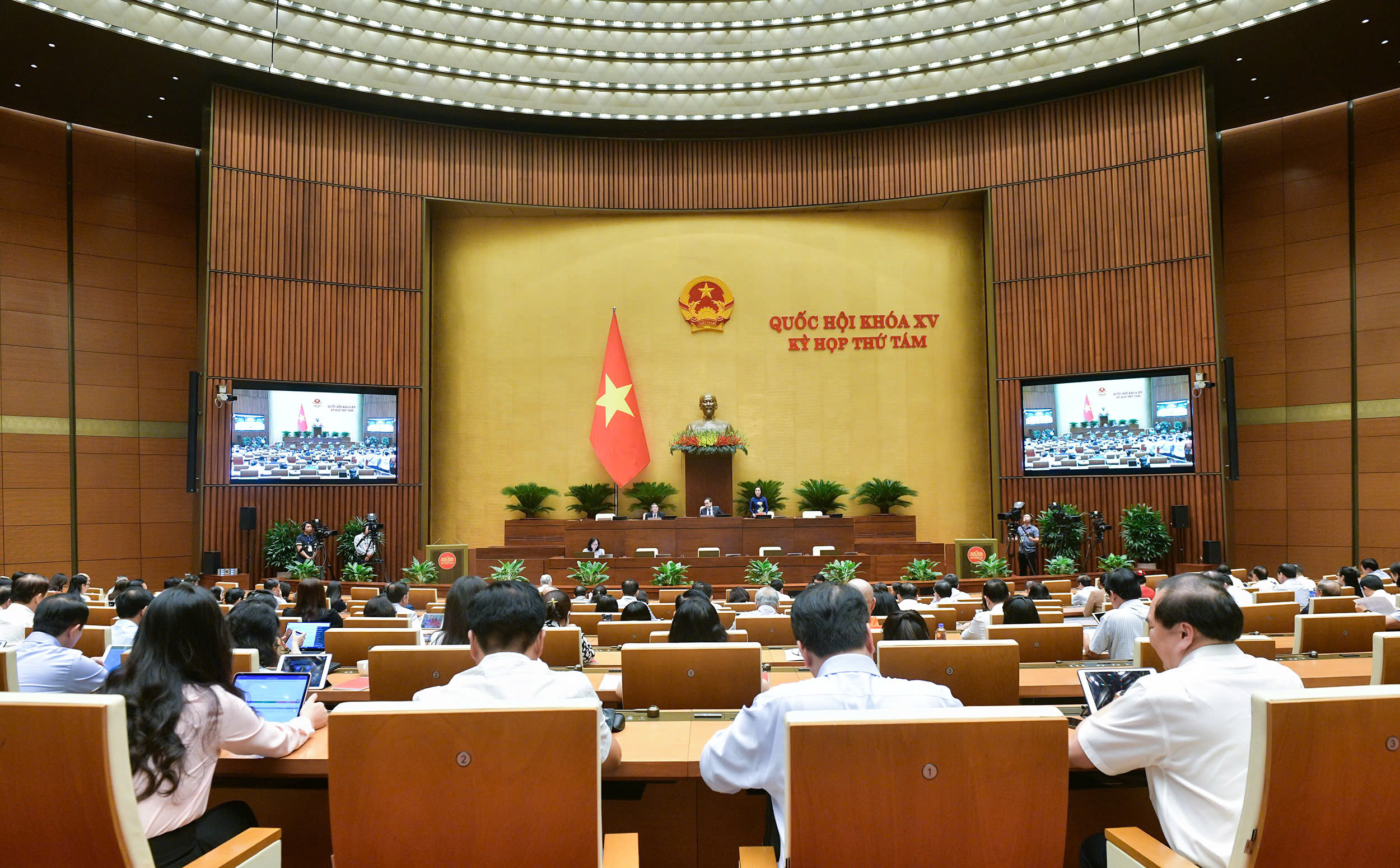 Toàn cảnh phiên họp. Ảnh: Quochoi.vn.