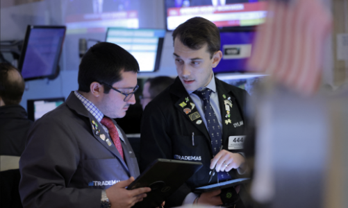 Đà leo thang của lợi suất trái phiếu kho bạc nói lên điều gì về bầu cử Mỹ?