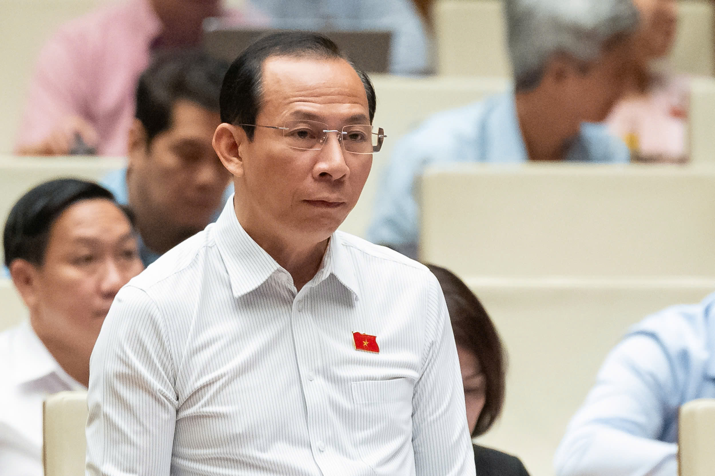 Đại biểu V&otilde; Mạnh Sơn, đo&agrave;n tỉnh Thanh Ho&aacute;. Ảnh: Quochoi.vn.