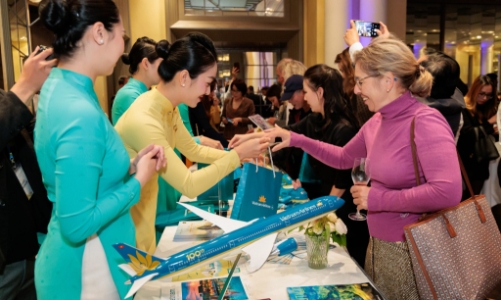 Vietnam Airlines tổ chức chương trình xúc tiến du lịch Munich tại Việt Nam