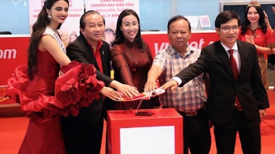 Flight service launched to link Da Nang and India's Ahmedabad 