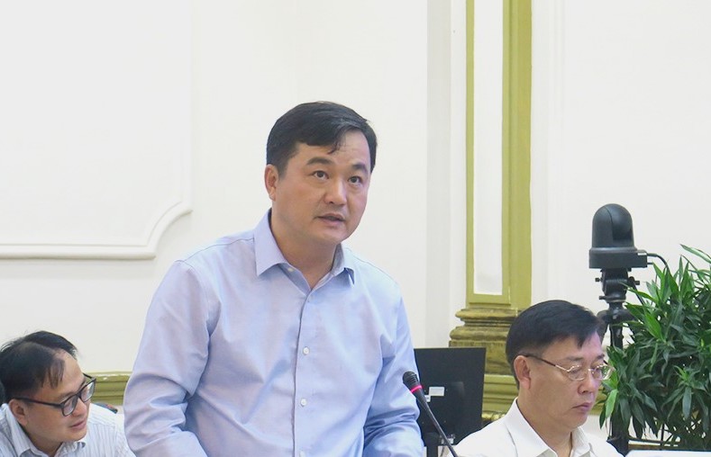 Ông Bùi Tá Hoàng Vũ, Giám đốc Sở Công Thương, tại buổi giám sát của HĐND TP.HCM ngày 24/10/2024. Ảnh: PA.