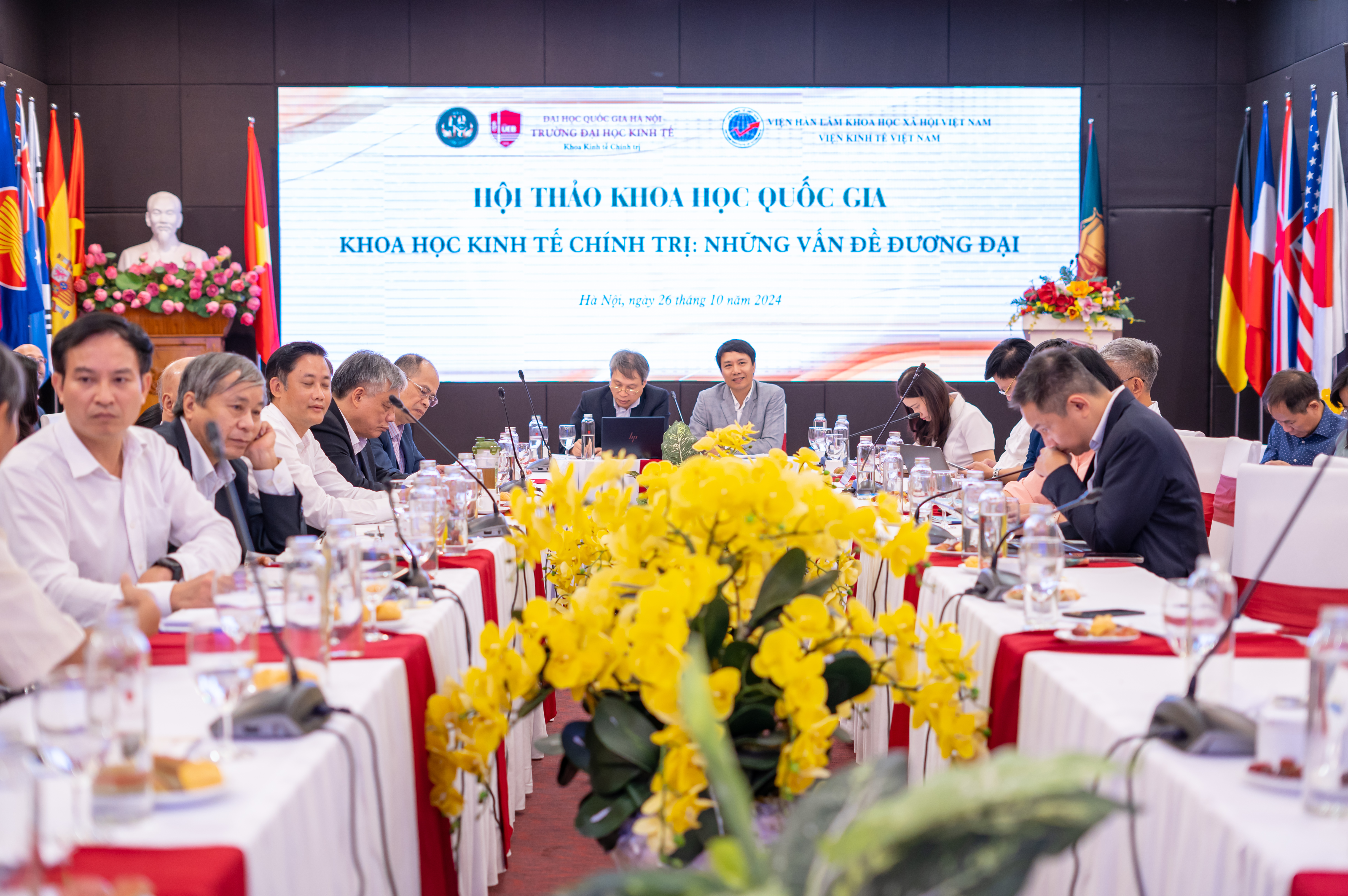 Toàn cảnh Hội thảo Quốc gia “Khoa học Kinh tế Chính trị: Những vấn đề đương đại