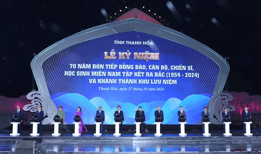 Lãnh đạo Đảng, Nhà nước; lãnh đạo tỉnh Thanh Hóa thực hiện nghi thức khánh thành Khu lưu niệm
