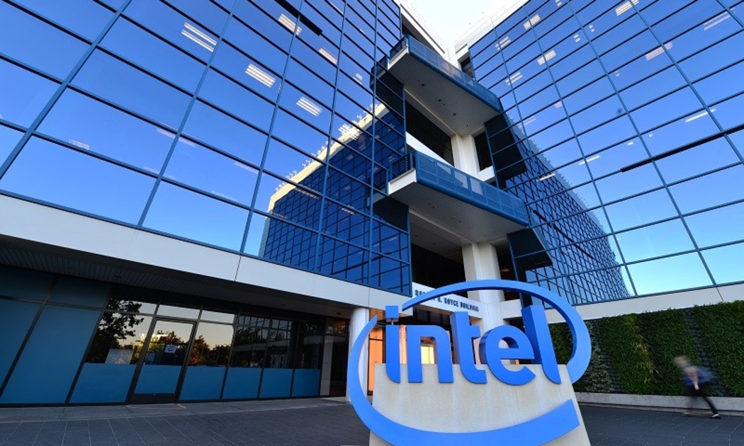 Theo các nhà phân tích, chuỗi sai lầm của Intel bắt nguồn từ văn hoá doanh nghiệp hình thành từ nhiều thập kỷ - luôn đặt lợi nhuận lên hàng đầu.