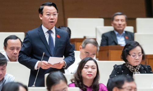 Bộ trưởng Tài nguyên và Môi trường: Có tình trạng chênh lệch rất lớn giữa giá khởi điểm và giá trúng đấu giá