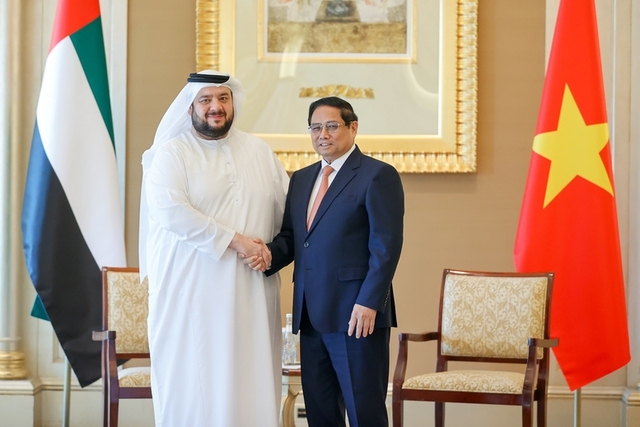Vietnam seeks UAE's assistance in building financial centers