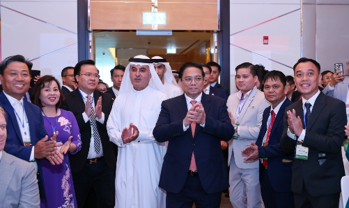Thủ tướng: Không nên bỏ lỡ cơ hội kết nối hai nền kinh tế Việt Nam - UAE