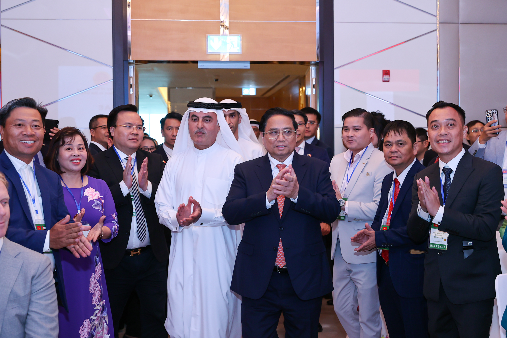 Thủ tướng Phạm Minh Chính dự tọa đàm doanh nghiệp tại Dubai - Ảnh: VGP