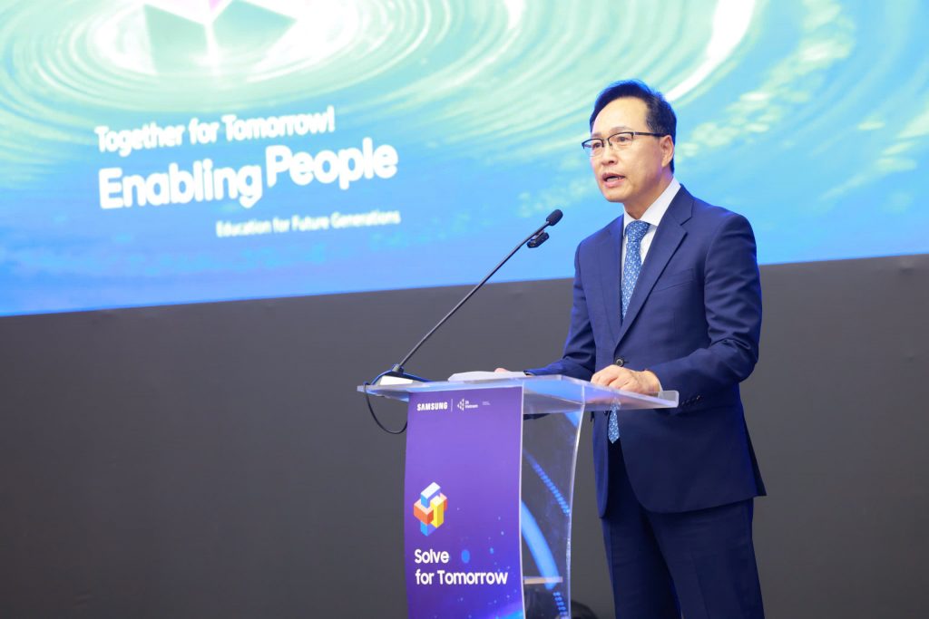 Ông Choi Joo Ho, Tổng Giám đốc Tổ hợp Samsung Việt Nam phát biểu tại sự kiện.