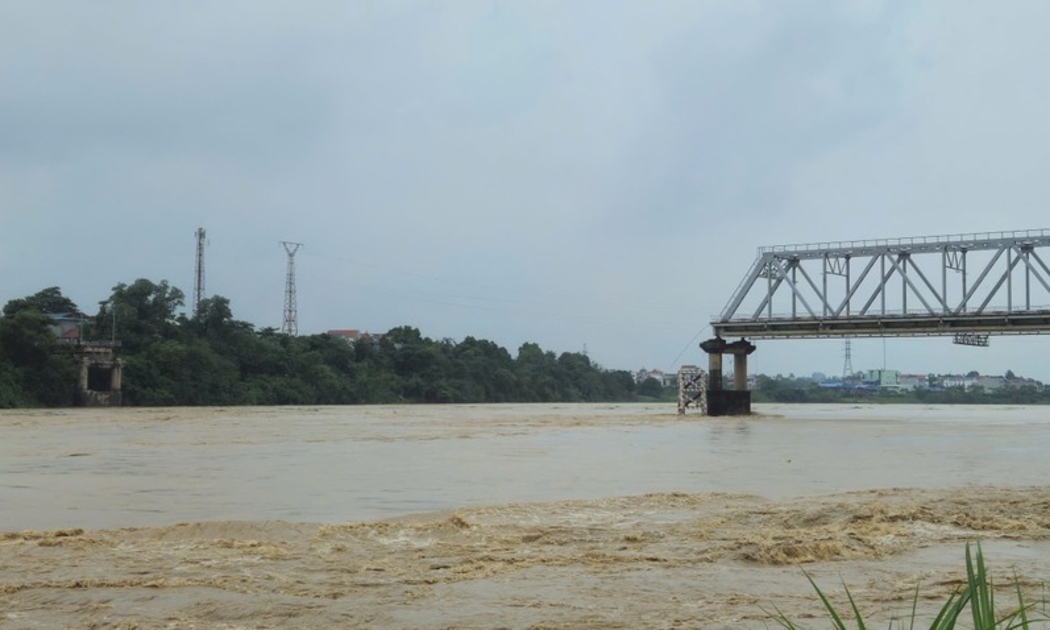 Hiện trường sự cố sập cầu Phong Châu, Phú Thọ