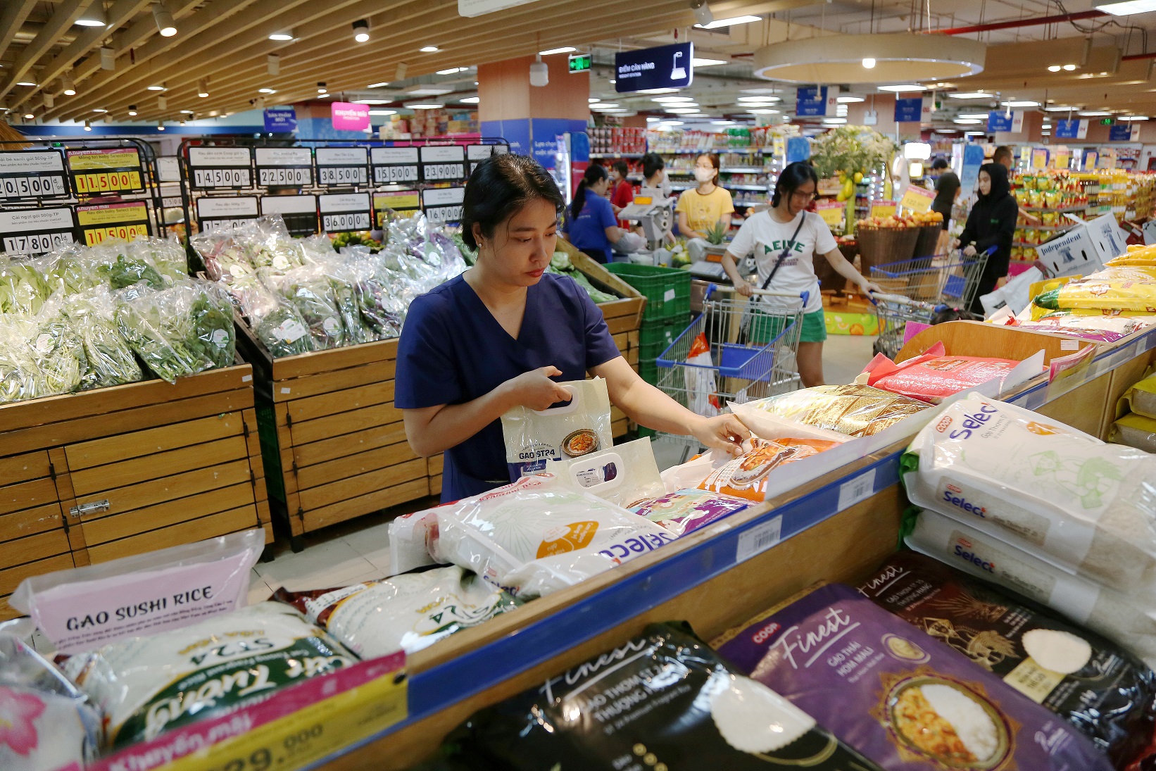 Hệ thống siêu thị Co.op Mart đồng loạt triển khai chương trình  khuyến mại  lớn 