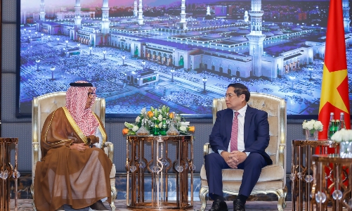 Tập đoàn đầu tư công nghiệp lớn nhất Saudi Arabia muốn gắn bó và mở rộng đầu tư tại Việt Nam