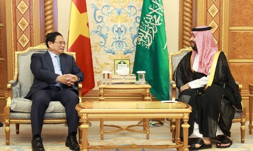 Thủ tướng đề nghị Saudi Arabia xem xét xây dựng trung tâm trung chuyển, dự trữ dầu thô và sản phẩm lọc hóa dầu tại Việt Nam