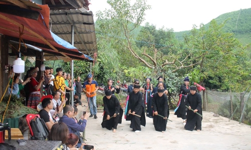 Thái Nguyên chú trọng xây dựng sản phẩm du lịch vùng đồng bào dân tộc thiểu số 