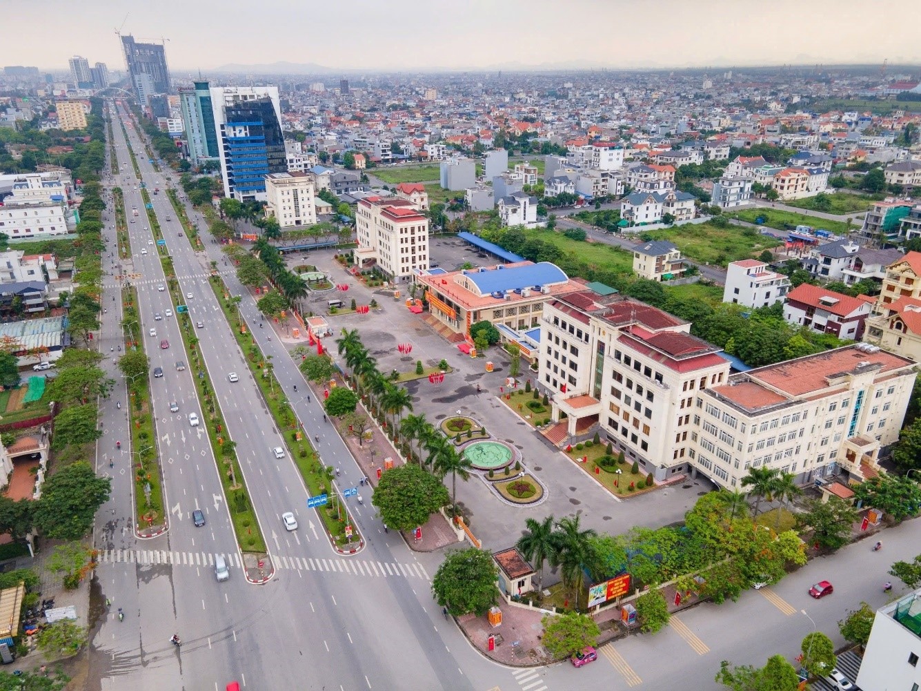 Quận Hải An có nhiều tuyến đường giao thông quan trọng, với nhiều khu đô thị mới hiện đại, đồng bộ về hạ tầng. Ảnh - Phan Tuấn.