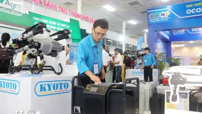 Vietnam International Agricultural Fair opens in Can Tho 