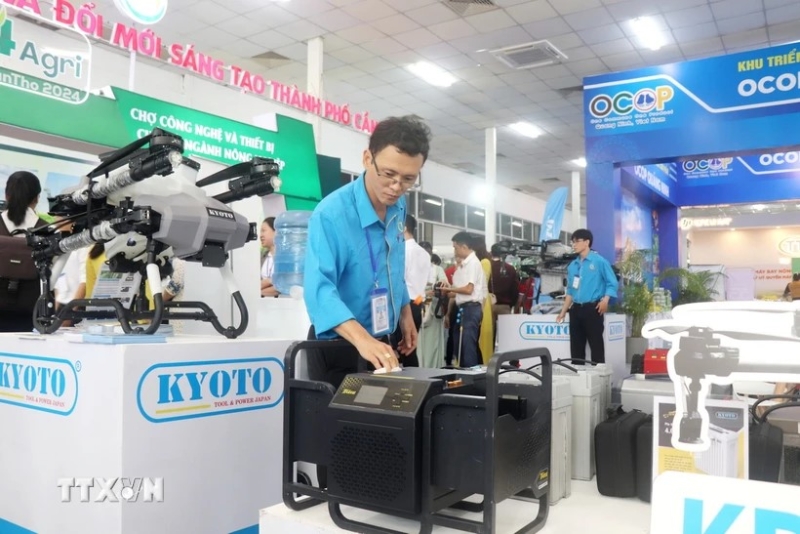 Vietnam International Agricultural Fair opens in Can Tho 