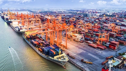  Vietnamese logistics sector urged to embrace technology