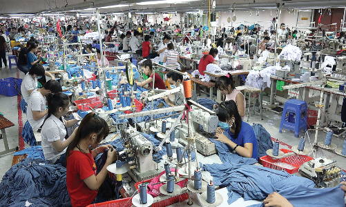 Đơn hàng tăng, lao động càng thiếu hụt