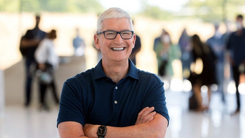 CEO Tim Cook điều hành Apple từ năm 2011 cho đến nay. 