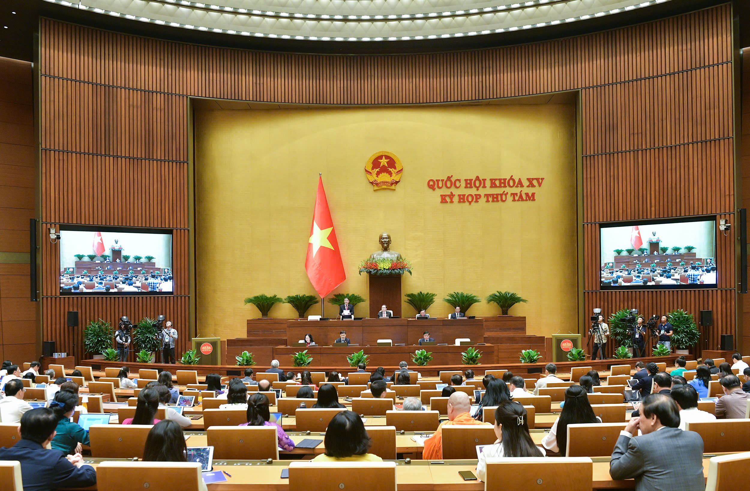 Toàn cảnh phiên họp. Ảnh: Quochoi.vn.